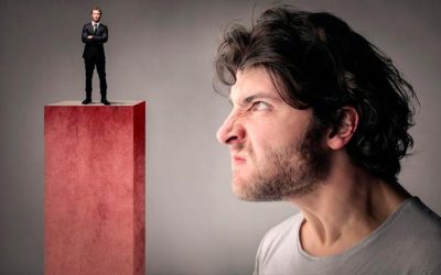 La cara rencorosa de la Peluquería