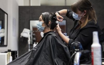 Los clientes se sienten cuidados y seguros en las peluquerías
